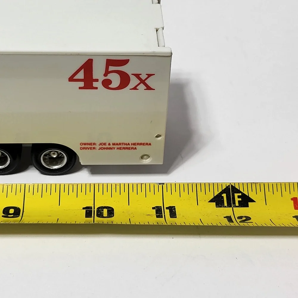 Racing Champions 1994 Johnny Herrera 45x Sprint Car Semi Truck Trailer White